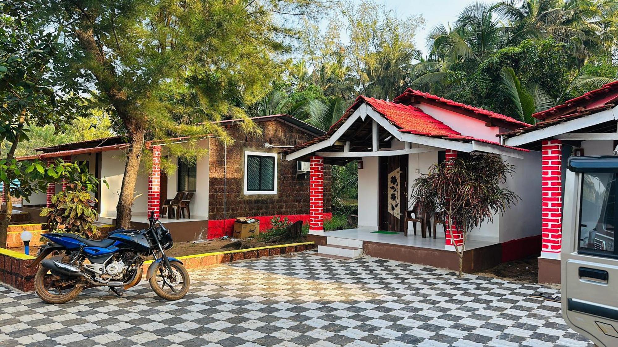 White Sand Beach Stay Resort Kumta Exterior photo